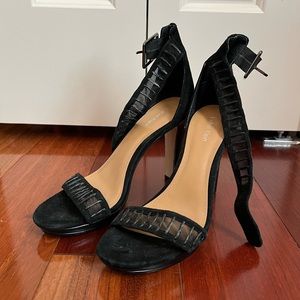 Calvin Klein Valinda Suede Mesh Platform Pumps